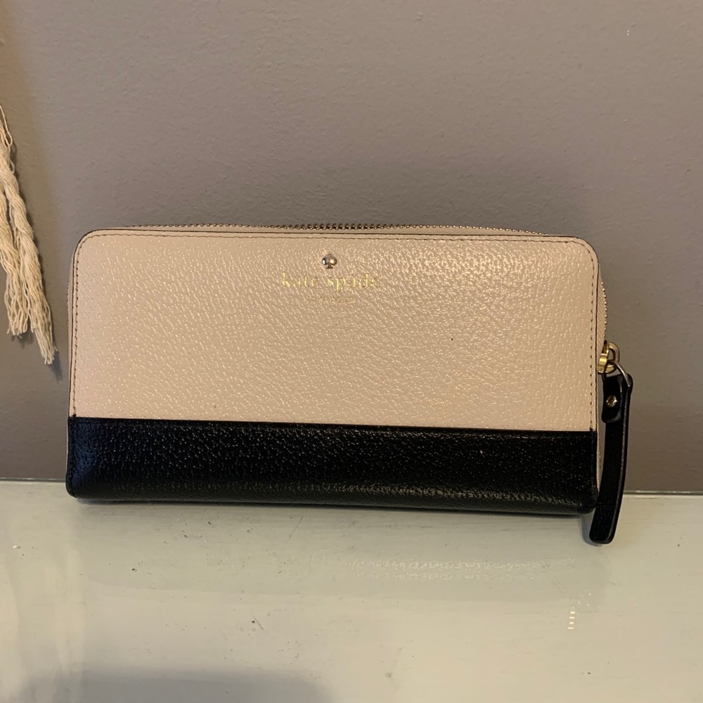 Kate spade wallet
